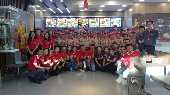Mau Ao Nhan Vien Jollibee
